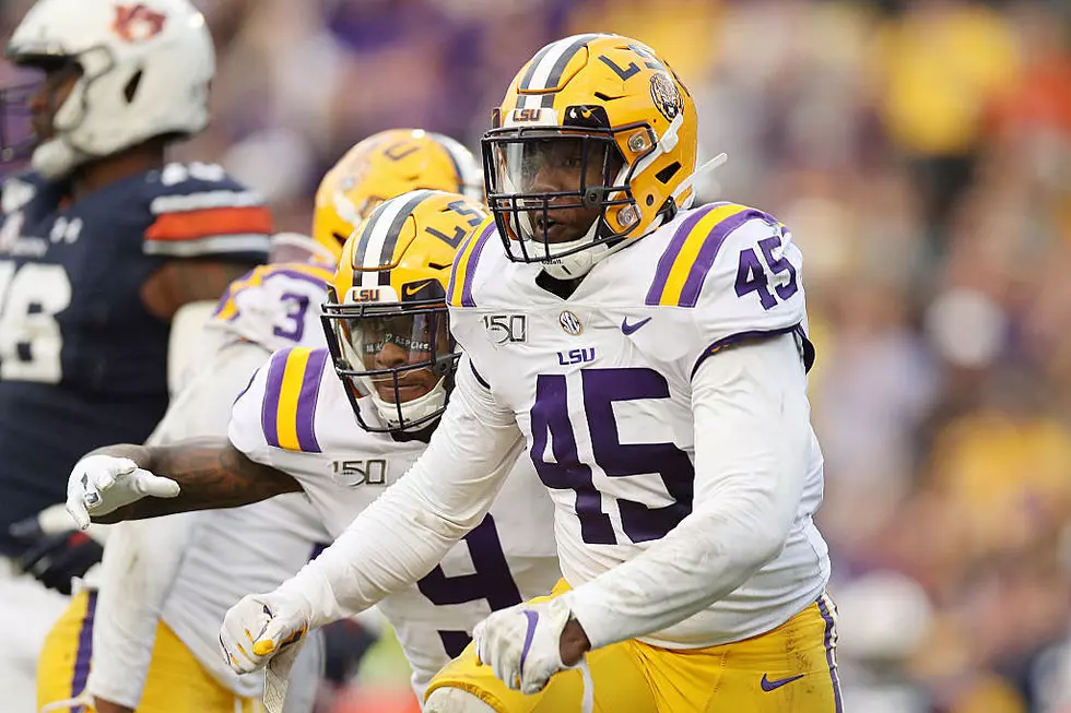 Senior Linebacker Michael Divinity No Longer With LSU